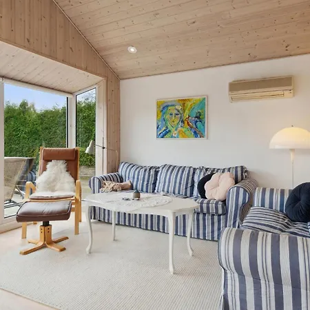 Gorgeous In With Kitchen Holiday home Borkop