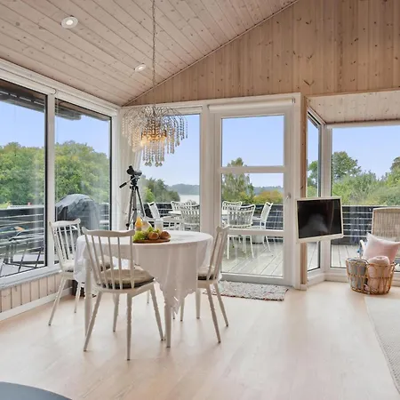 Ferienhaus Gorgeous In With Kitchen Børkop